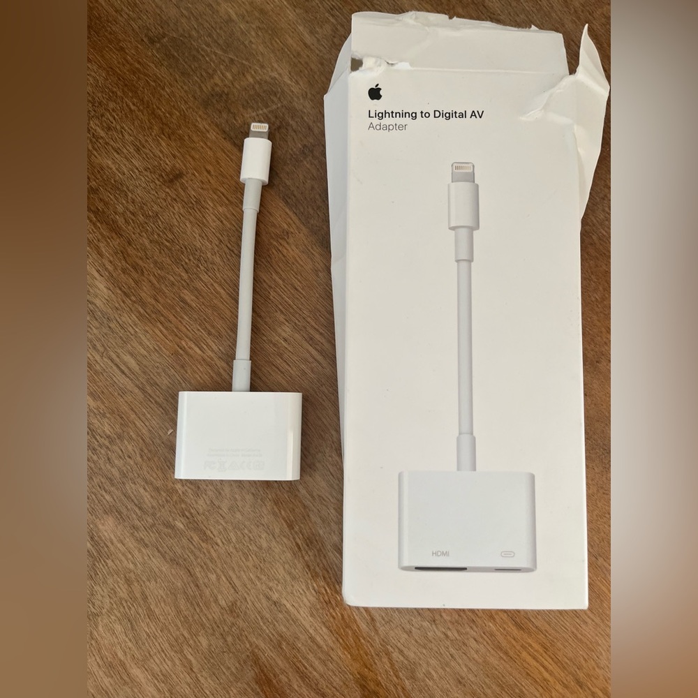 Apple Lightning to digital AV connector